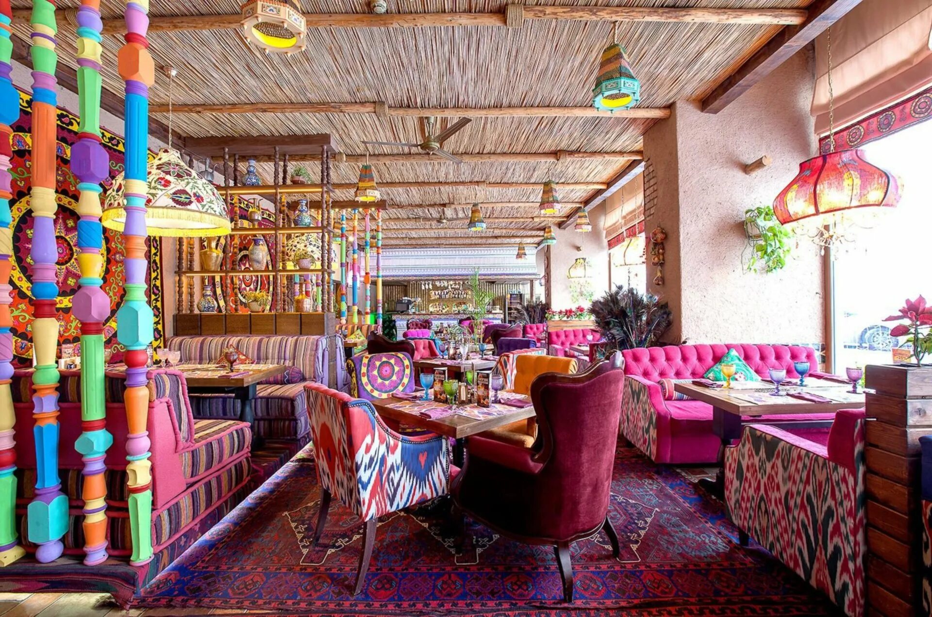 Павлин мавлин войковская. Большая академическая 35 стр 1 павлин мавлин. Чайхана павлин. Чайхана павлин мавлин. Павлин-мавлин ресторан москва.