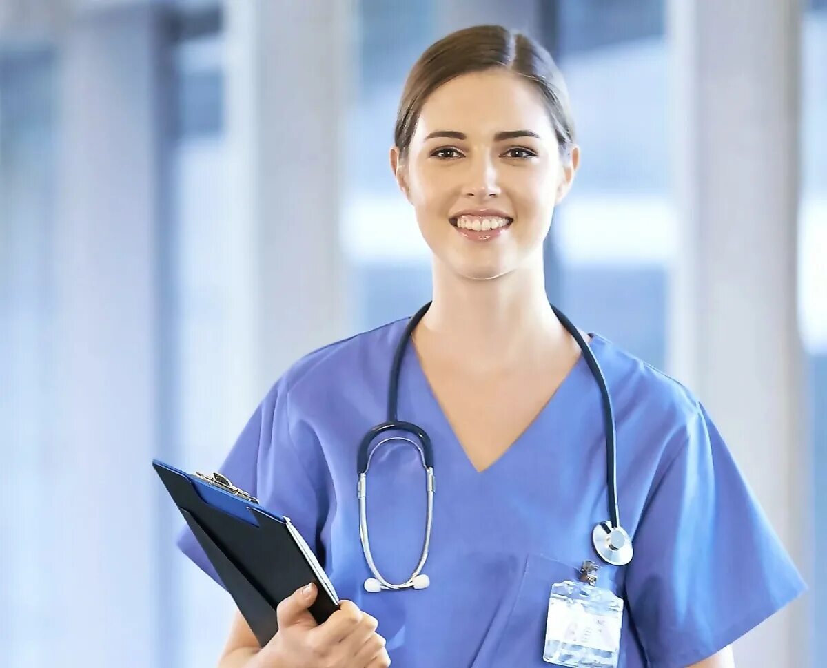 медсестра и больной. медицинская сестра. младший медицинский персонал. пациент в стационаре. сестринский персонал.