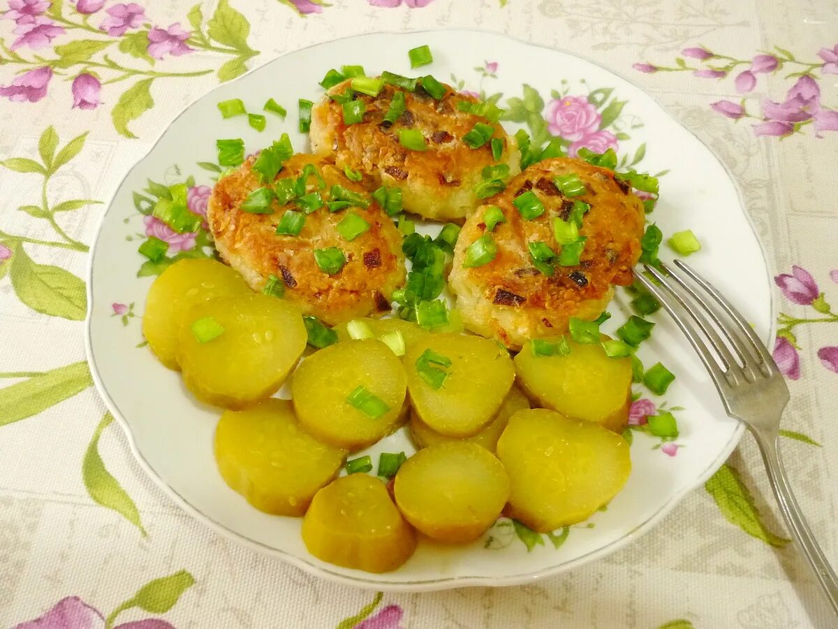 домашние луковые котлеты