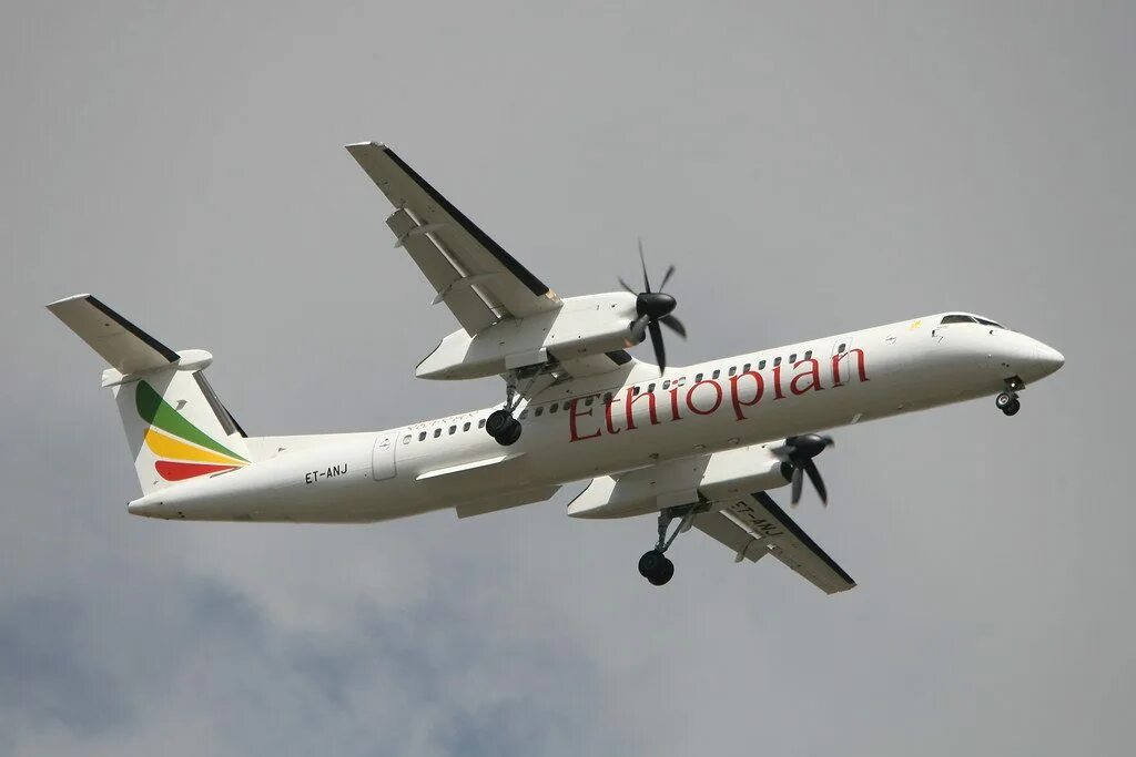 Dash 8 q400. DEHAVILLAND Dash 8 q400. Ethiopian Airlines Bombardier DHC-8. Qazaq Air dhc8 Dash 8-400.