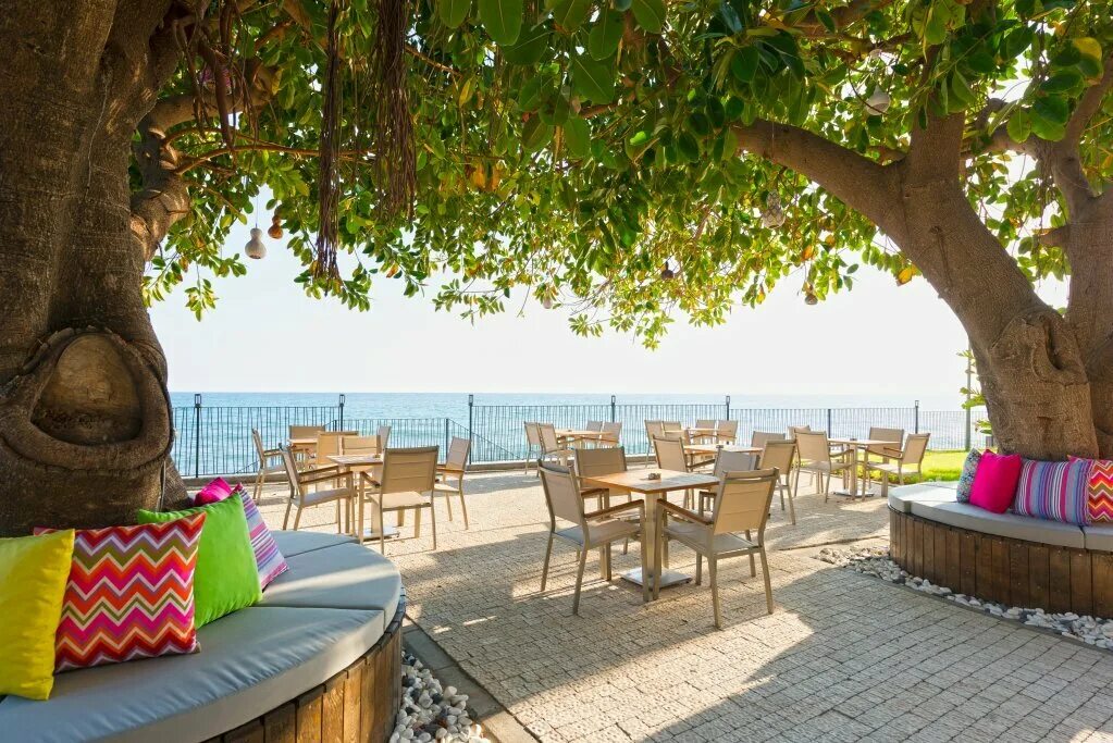 Alexius hotels