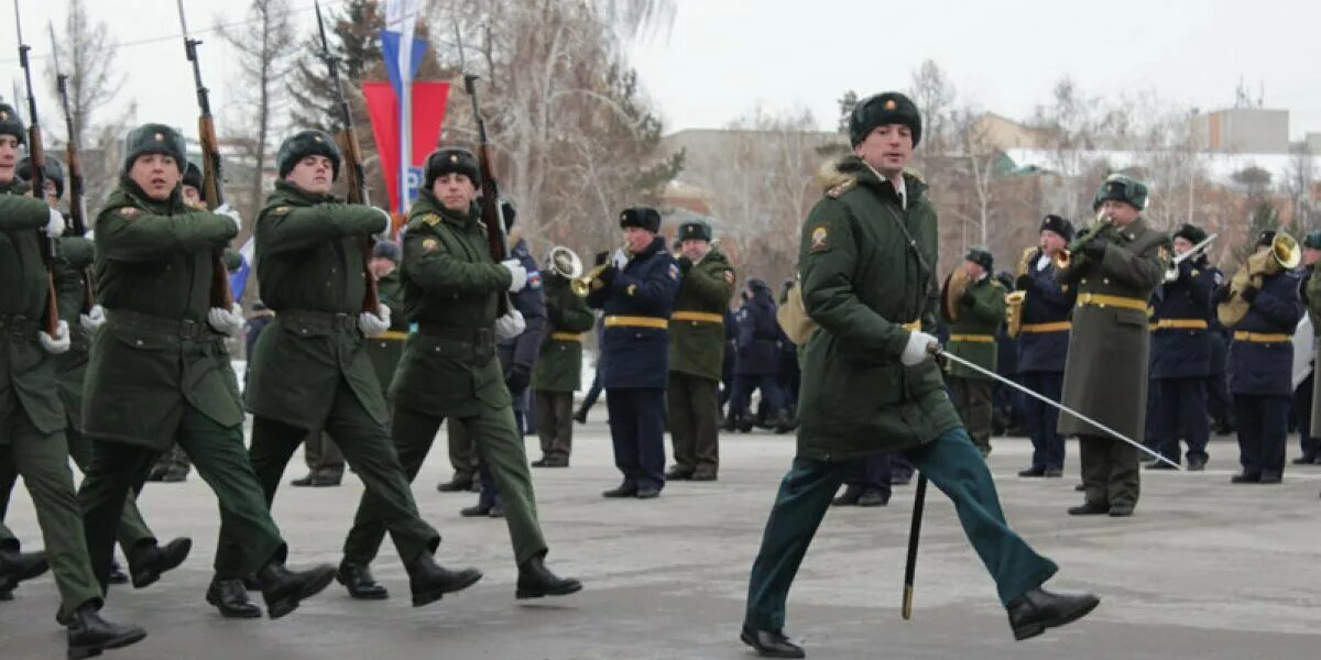 Ротация в россии. 23 Февраля празднование в России. Военные праздники. Празднование 23 февраля фото. 23 Февраля военные.