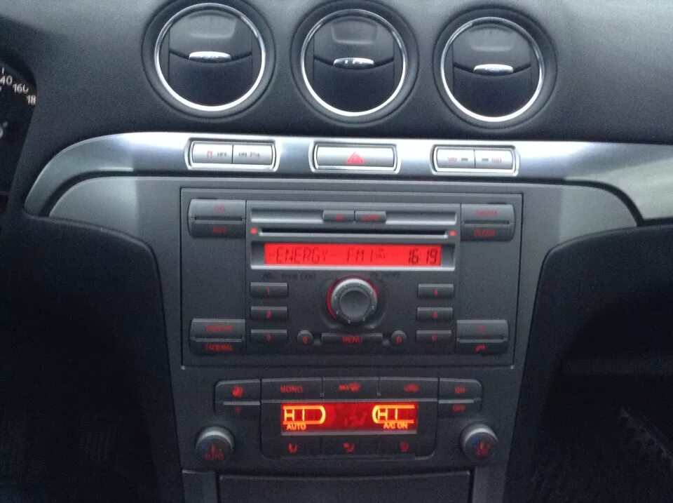 Как снять магнитолу форд s max Магнитола Ford C-Max I, 1,8 л, 2005 года автозвук DRIVE2