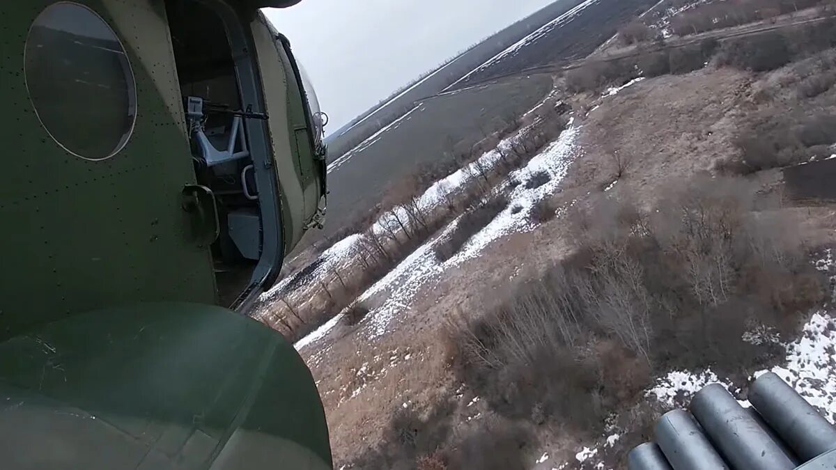 Российская 498. Расстрелянный урал 4320 всу. Российская 498. Тэп70 коноша. База запаса песчаная ювжд.