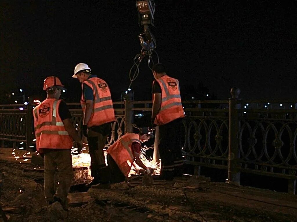 Отделка помещений. Баррикад 30. Ремонт дорог в москве. Баррикад, 147. Мастер по ремонту квартир.