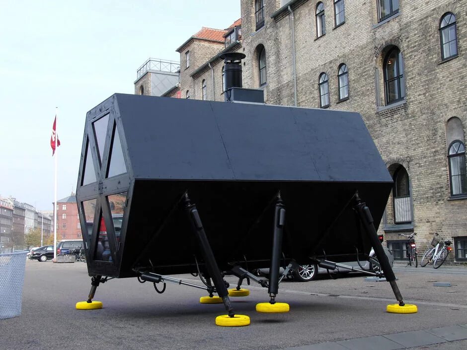 Стимпанк дом. Хроники хищных городов дизельпанк. Дом призма. Фэнтези постапокалипсис. Ходячие скульптуры тео янсена.