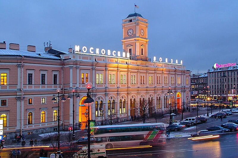 Шушары табличка. Шушары московский вокзал. Шушары санкт-петербург. Логопарк спб московское шоссе. 70к4в.