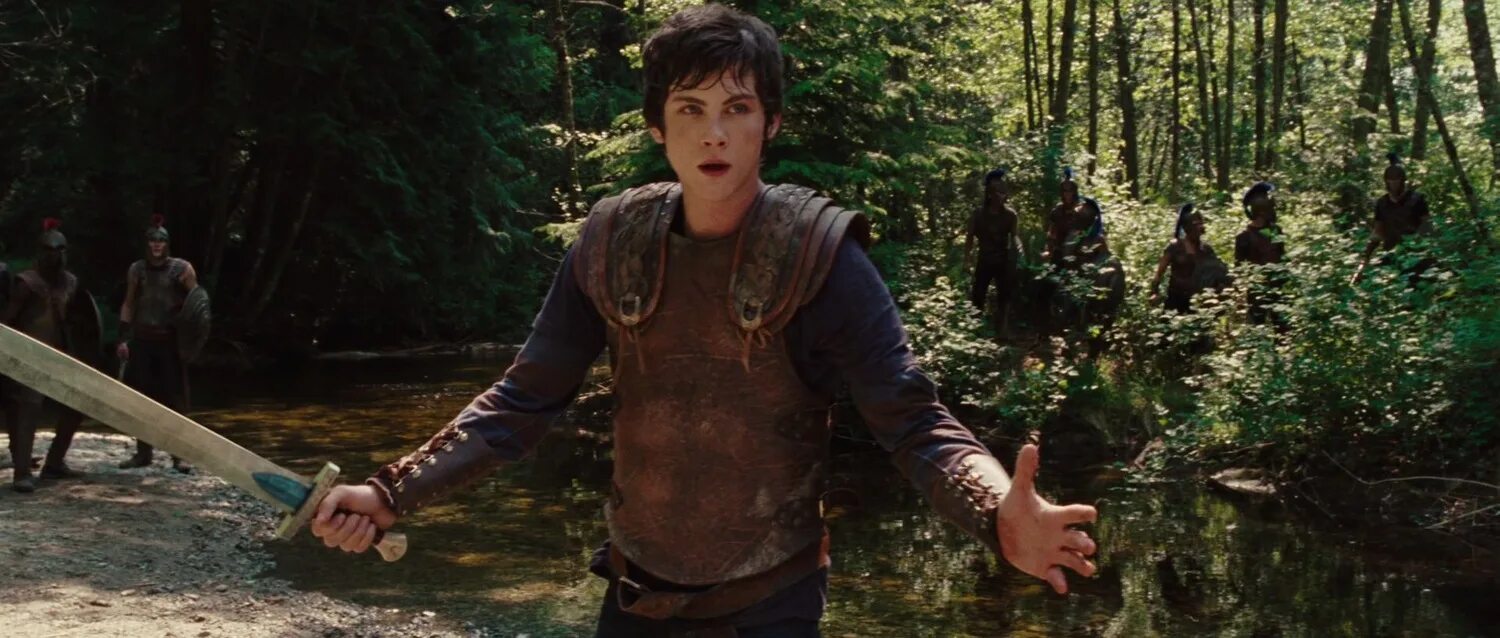 хирон перси джексон. джексон похититель молний фильм 2010. перси джексон и похититель молний аид. перси джексон гроувер фильм. логан лерман перси джексон и похититель молний.