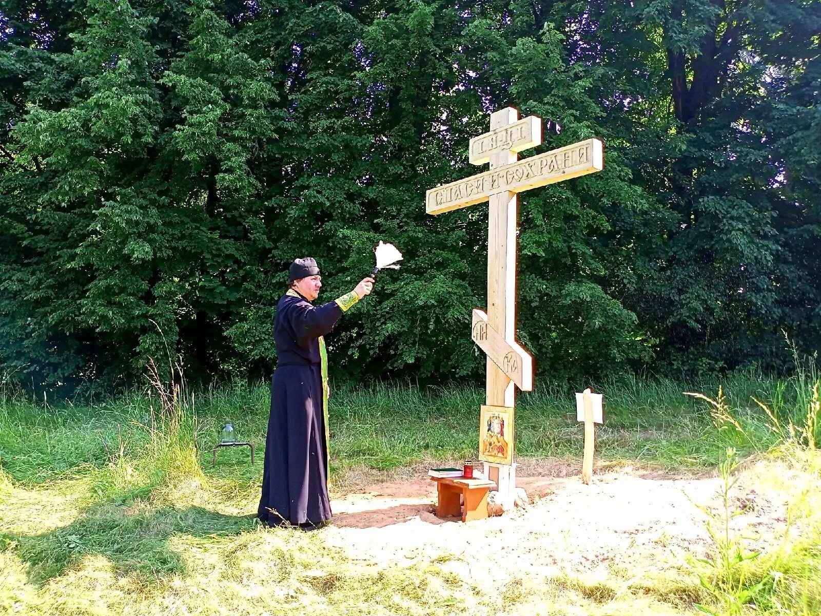 Поклонный крест в дивеево. Поклонный крест город галич. В каком году был установлен поклонный крест. В каком году был установлен поклонный крест. Поклонный крест новопичугово.