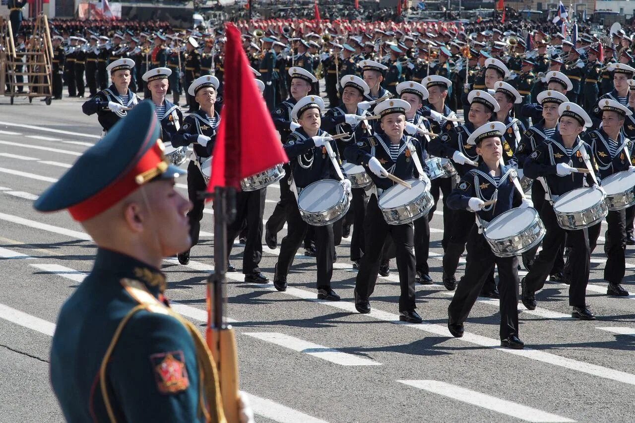 Как попасть на парад 9 мая. Парад Победы 2021 в Санкт-Петербурге. Парад Победы 2020 в Санкт Петербурге. Парад 9 мая Санкт Петербург 2020. Парад 9 мая 2021 года Санкт-Петербург.