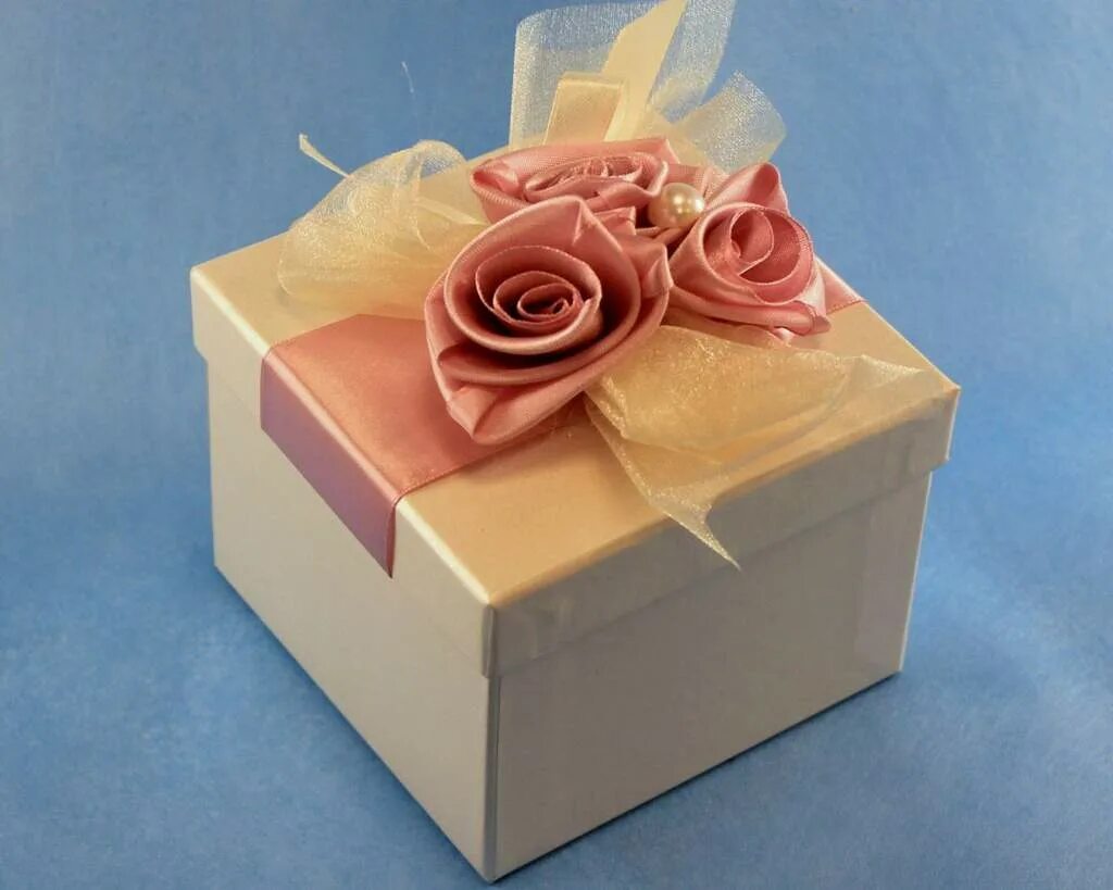 Коробочка прием. Огромная коробка для подарка. Коробочка прием. Коробочка прием. Картонные подарочные коробки.