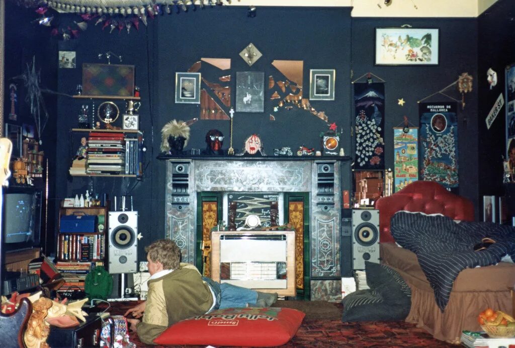 Комната раньше. Американская атмосфера подростков. 90s room. комнаты раньше. представления комнаты.