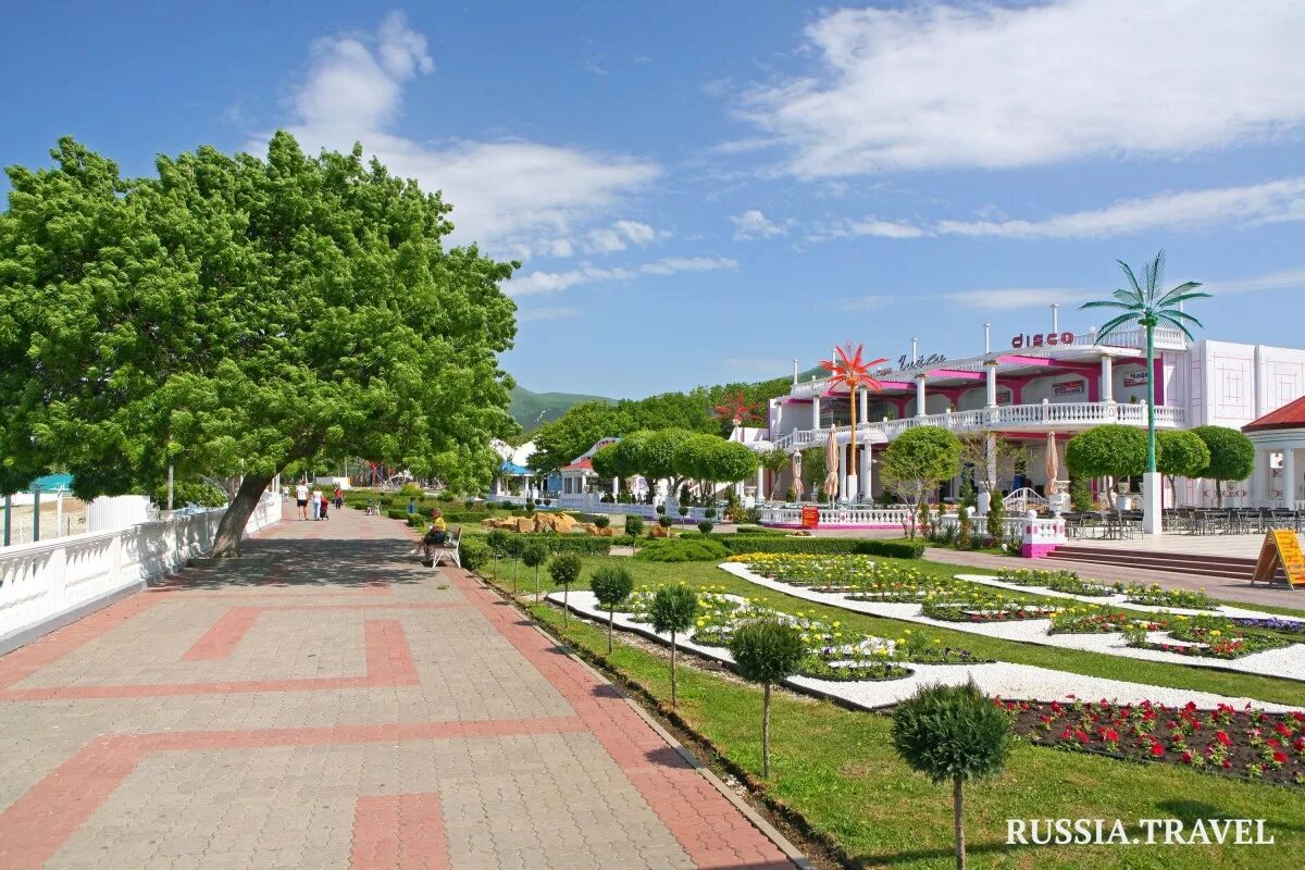 Курортные городки краснодарского края. Курортный городок Кабардинка. Посёлок Кабардинка Краснодарский край. Кабардинка набережная 2022.