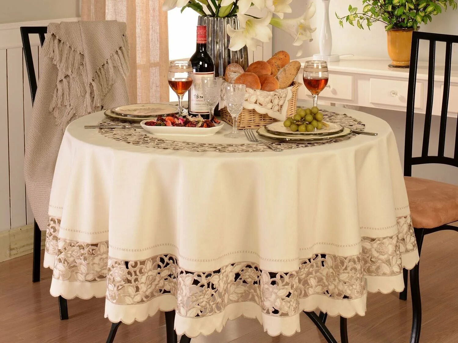 Tablecloth скатерть 6981252019191. Скатерть Tablecloth jh20201. Скатерть Соната e170023. Скатерть на овальный стол.