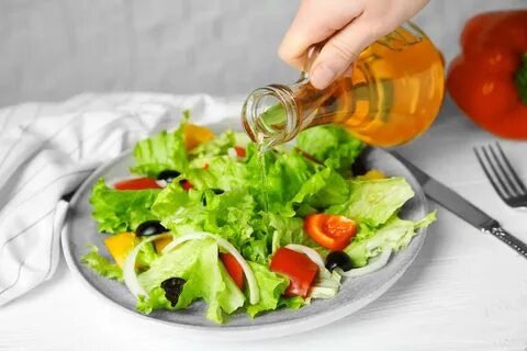 Столовый уксус в салат