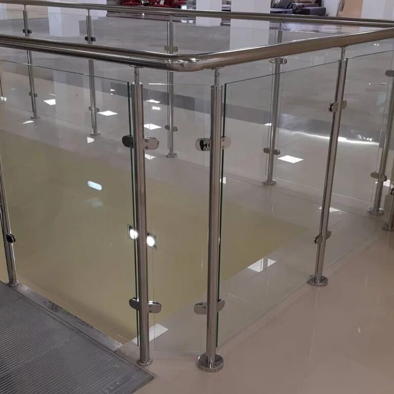 перила для стеклянных ограждений. нержавейка или стекло. ограждение нержавейка со стеклом. нержавейка или стекло. Lofter a02 нерж стекло.