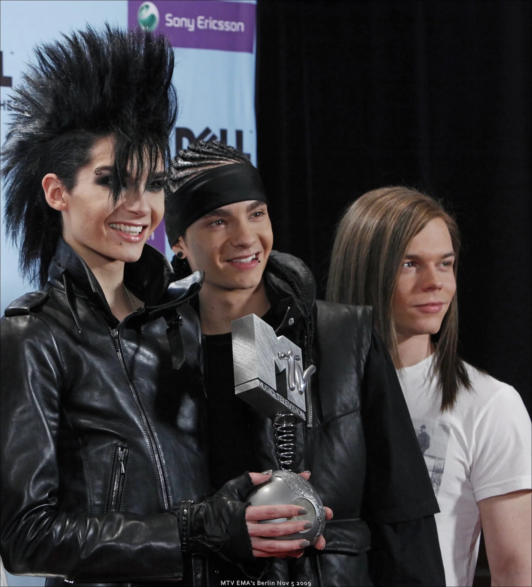 Билл каулитц фанфики. Билл каулитц 2009. tokio hotel 2009. tokio hotel 2009 билл. токио хотел билл каулитц.
