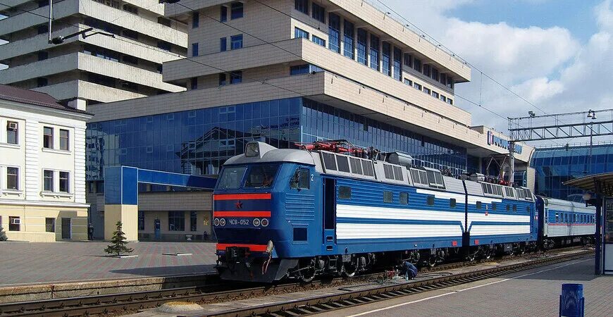 Ржд город ростов на дону. Ростов перрон вокзала. вокзал ростов главный. ржд жд вокзал ростов на дону. вокзал модель.