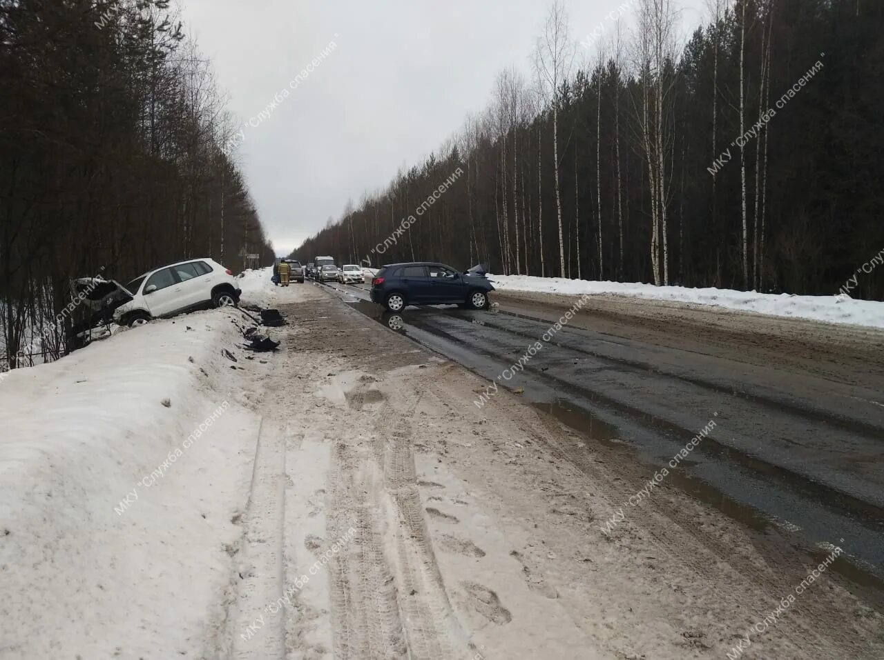 Котлас сейчас. Котлас ильинско-подомское. авария на трассе котлас коряжма 02.01.2025. дтп коряжма декабрь 2025.
