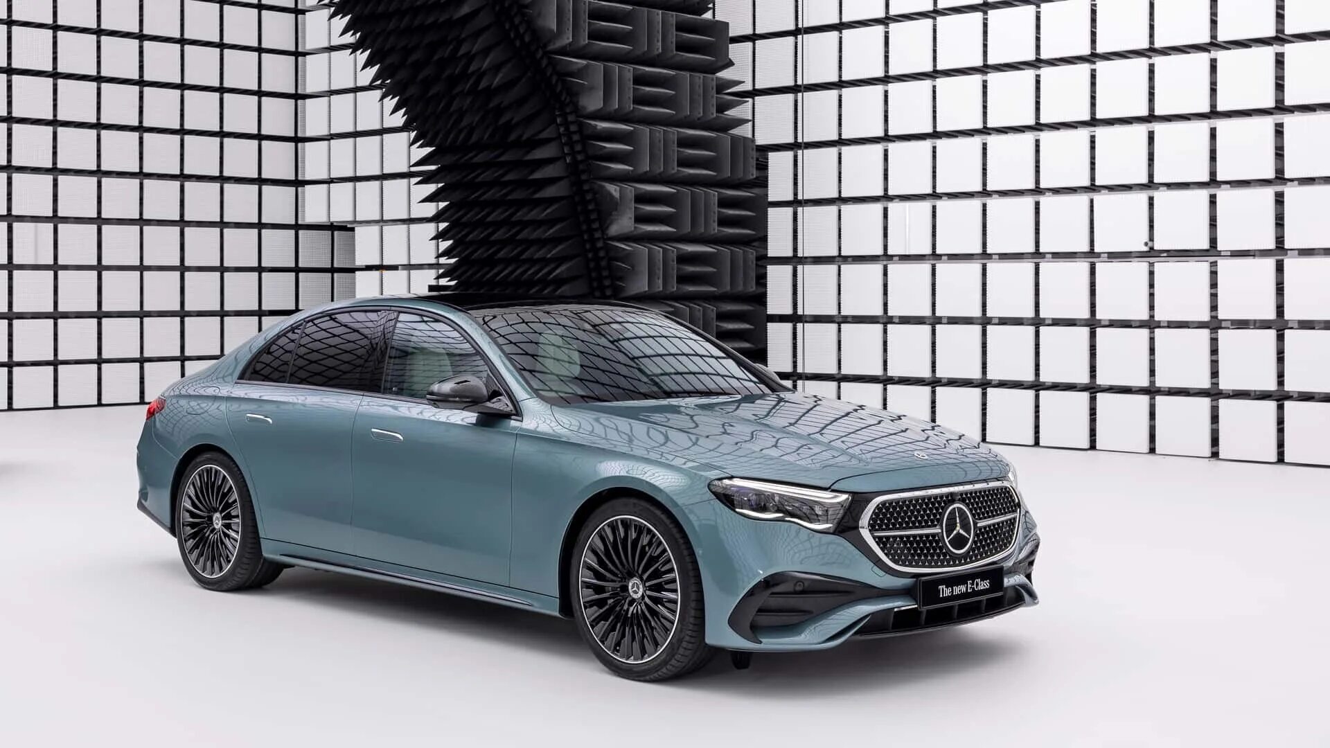 Мерседес 2024. Mercedes benz e class 2023. Mercedes benz e class 2024. Новый мерседес 2024. Mercedes benz e class 2024.