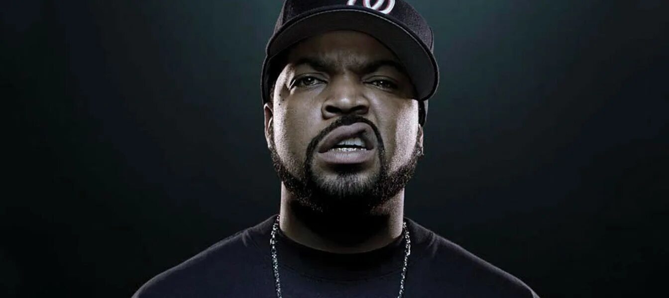 Wc ice cube. Айс Кьюб. Ice Cube 90s. Айс Кьюб в кепке. Айс Кьюб мусульманин.