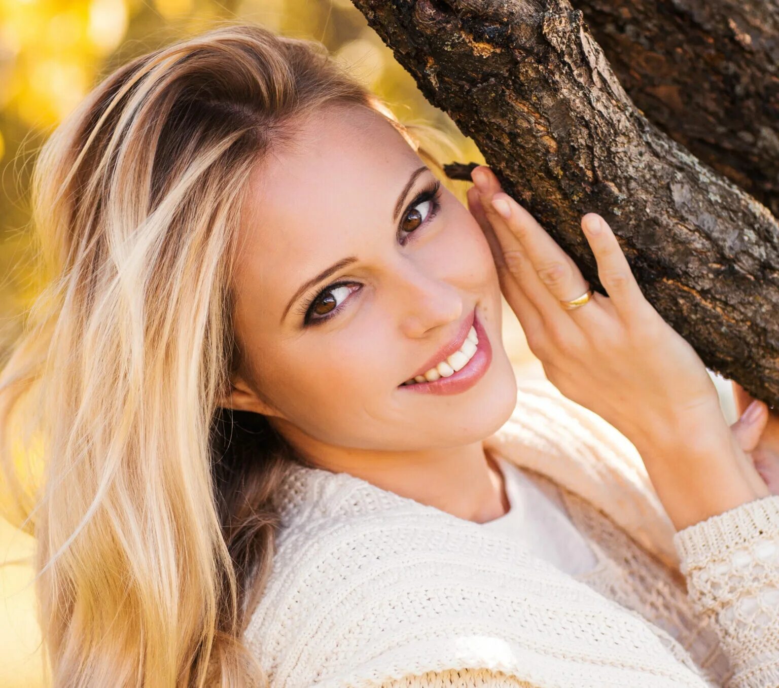 Реальные знакомые девушки. Девушка блондинка. Блондинка 35 лет. Blondinka 38. Женщина блондинка 40 лет.