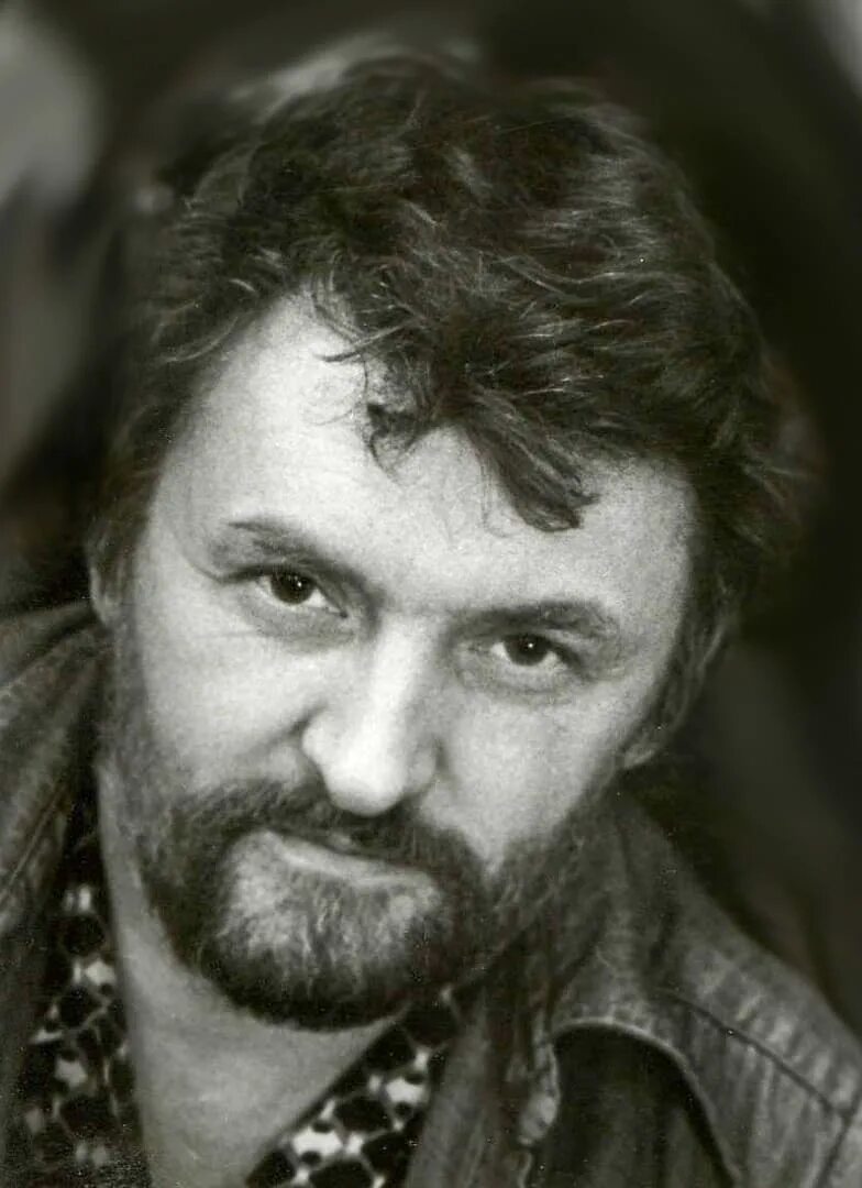 Перцов мир. Художник перцов.