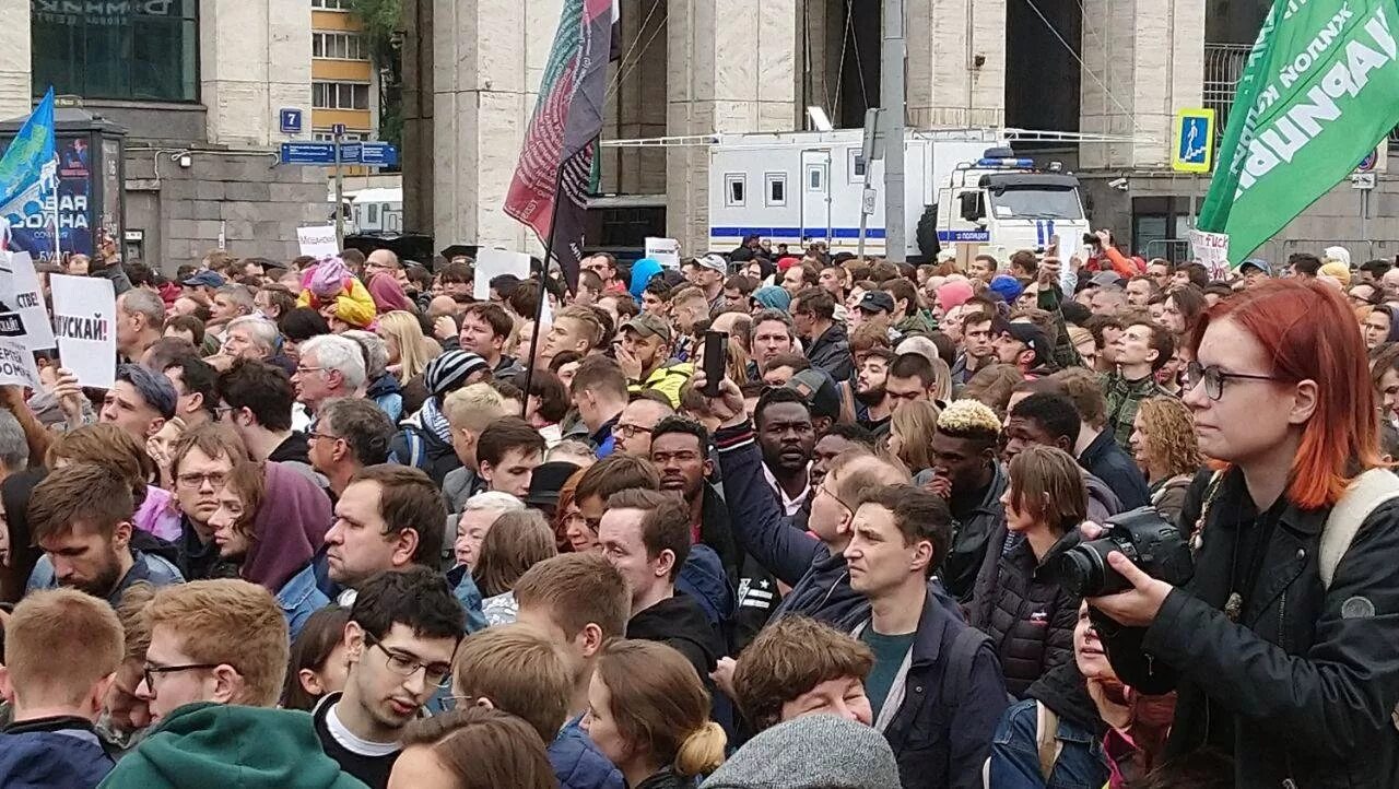 Митинг оппозиции. Митинг несогласных в Москве. Митинг оппозиции в Москве. Протесты оппозиции. Митинг августа