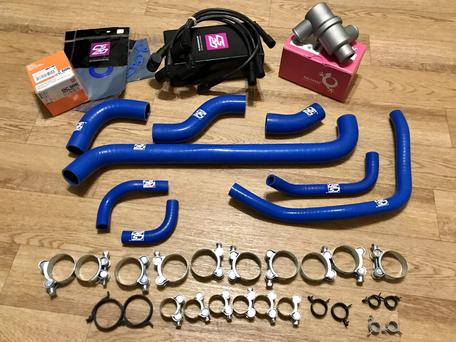 Патрубки приора 16 клапанов cs20. Патрубки силикон 2123. Патрубки приора 16 клапанов cs20. Cs20 патрубки. Cs20 патрубки.