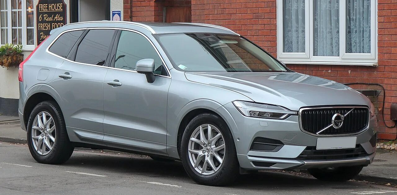 Вольво хс60 2019 год. Вольво хс60 2019. вольво xc60 серебристый. volvo xc60 2019 года. xc60 momentum.