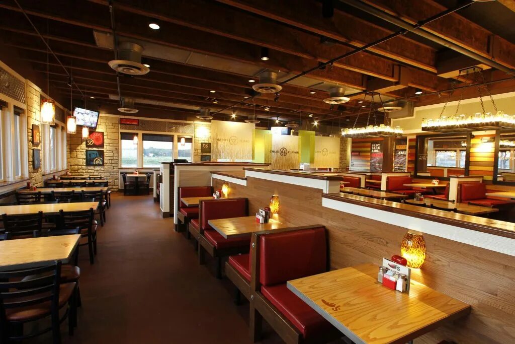 чилийцы в ресторане.