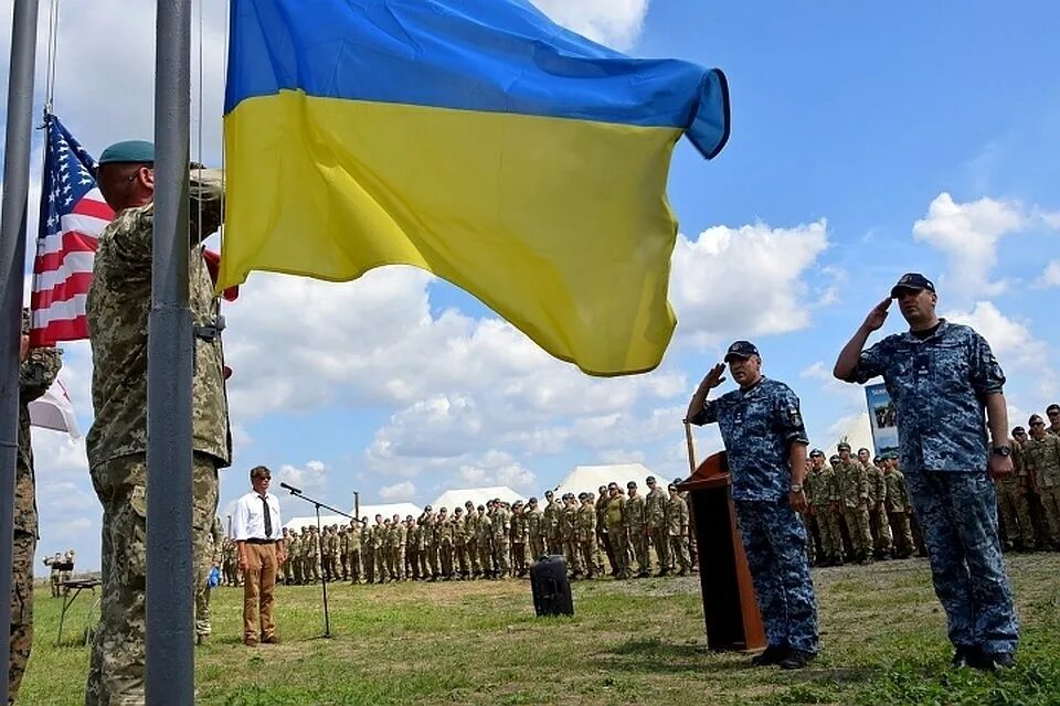 Новости россия украина нато. Украина НАТО. Солдаты НАТО на Украине. США НАТО Украина. Учения НАТО на Украине в 2021.