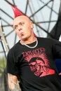 Видео exploited. Эксплойтед группа. уотти бьюкэн. группа the exploited в молодости. ирокез эксплойтед.