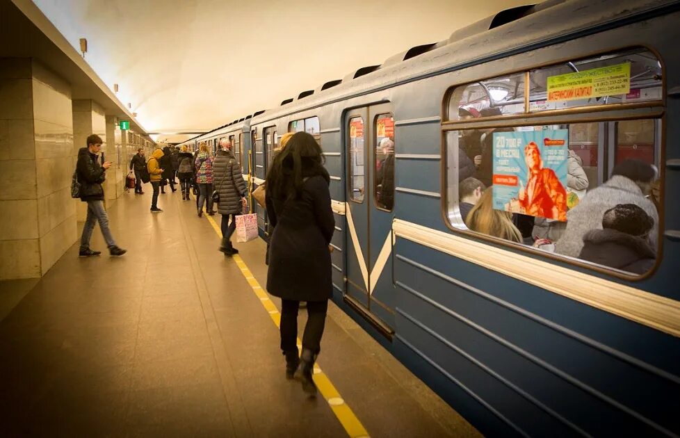 Что меня всегда раздражало в Московском метро, по сравнению с Петербургским - во
