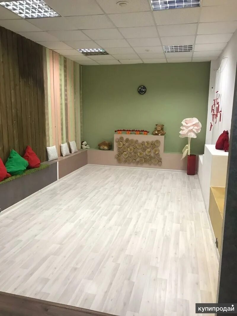 9 просека в самаре. 6 просека 125. Родниковая улица 9ак6 аренда помещения 140. Квартира с видом на волгу. Аренда на просеке.