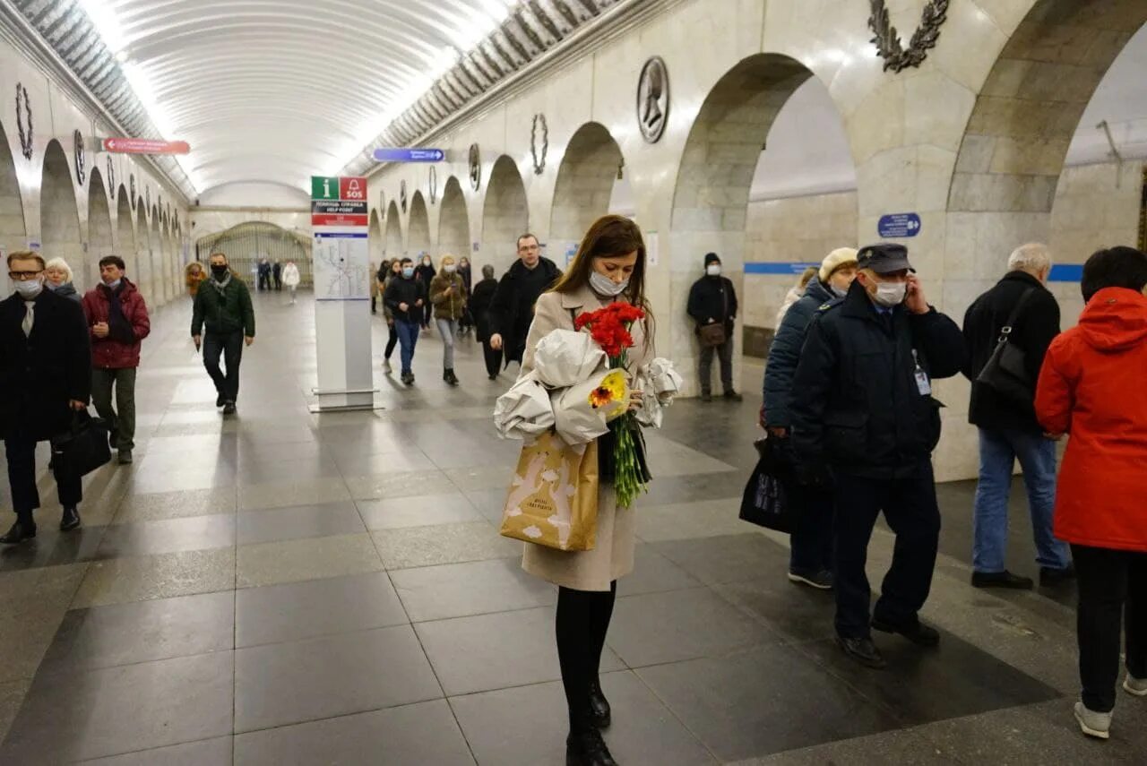 В метро петербурга сегодня. Петербургский метрополитен из прошлого в будущее.