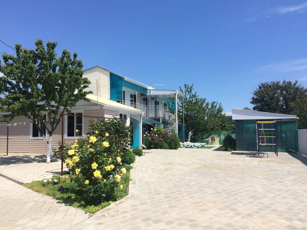 дом станица благовещенская. марлен станица благовещенская гостевой дом. станица благовещенская отель синяя крыша. гостевой дом граф станица благовещенская. станица благовещенская казачий переулок.