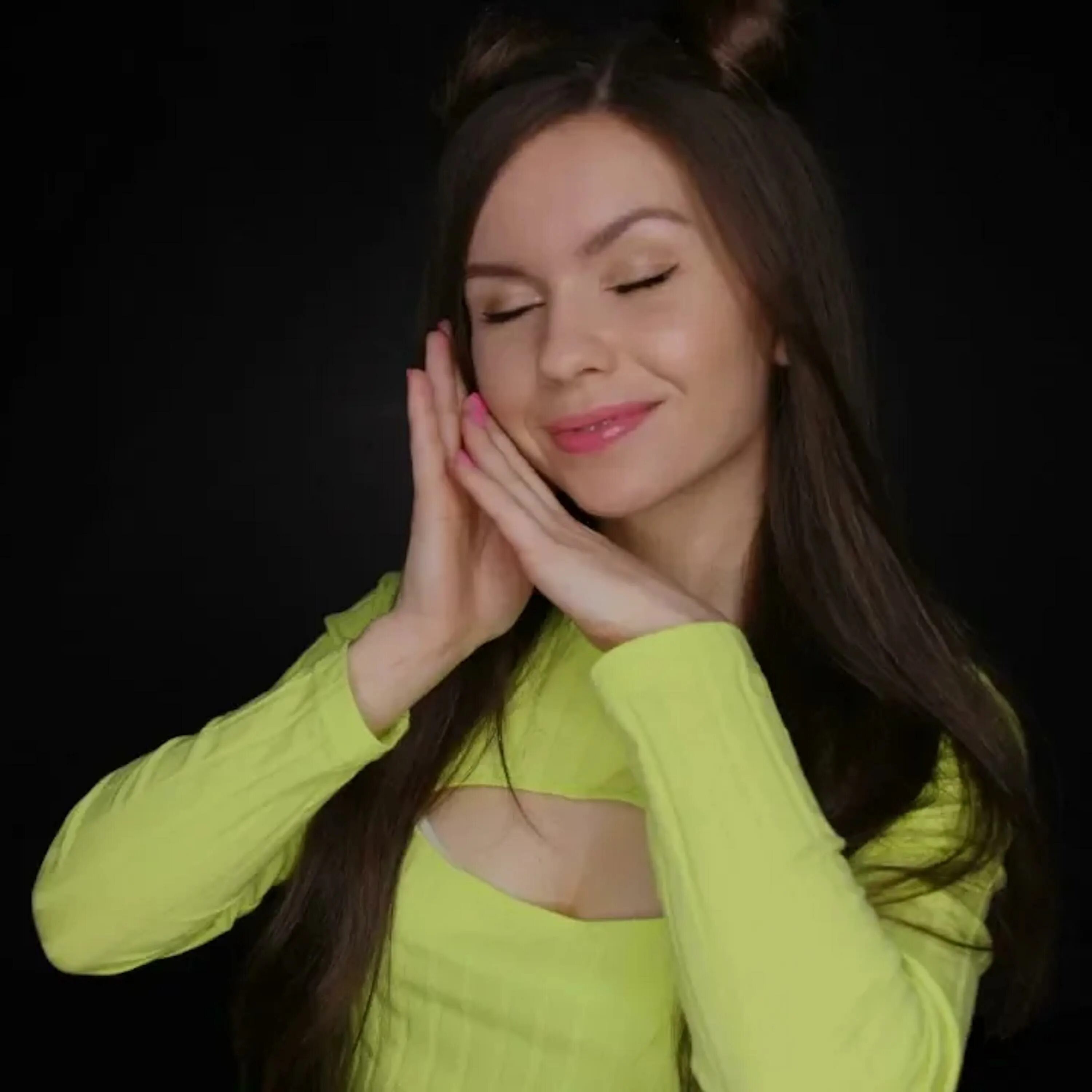 Asmr alina. Alana ASMR.