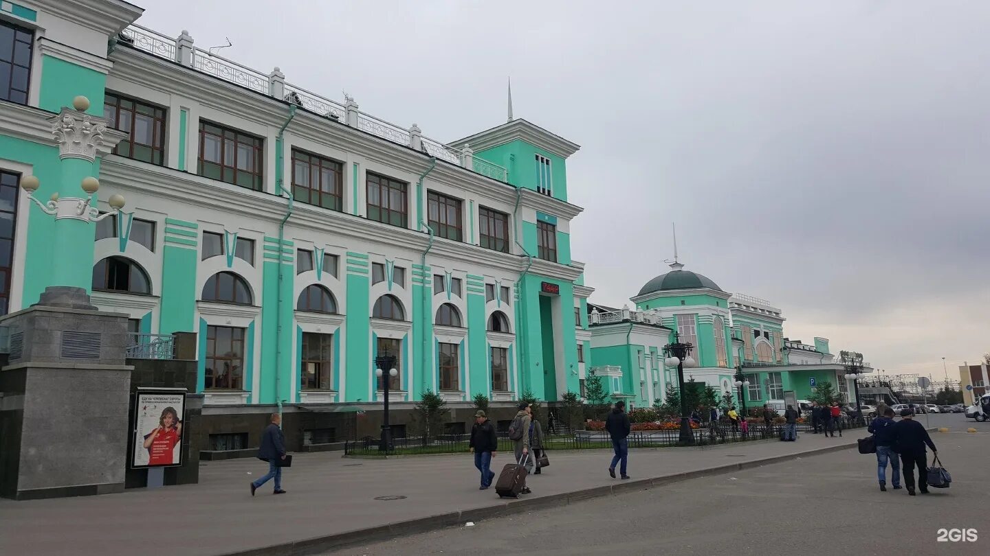 Ул 2 железнодорожная омск. Жд вокзал омск леконта 1. омск улица леконта 1 железнодорожный вокзал омск. вокзал омск парарлаза. омск вокзал 2.