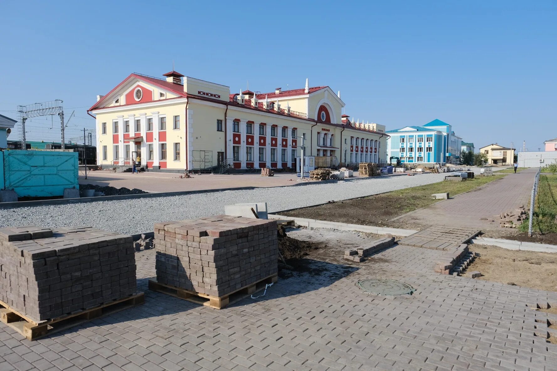 Работа в татарске новосибирской. Татарск Новосибирская область вокзал. Новый вокзал Татарск Новосибирская область. Станция Татарская Новосибирская область вокзал. Новый вокзал в Татарске.