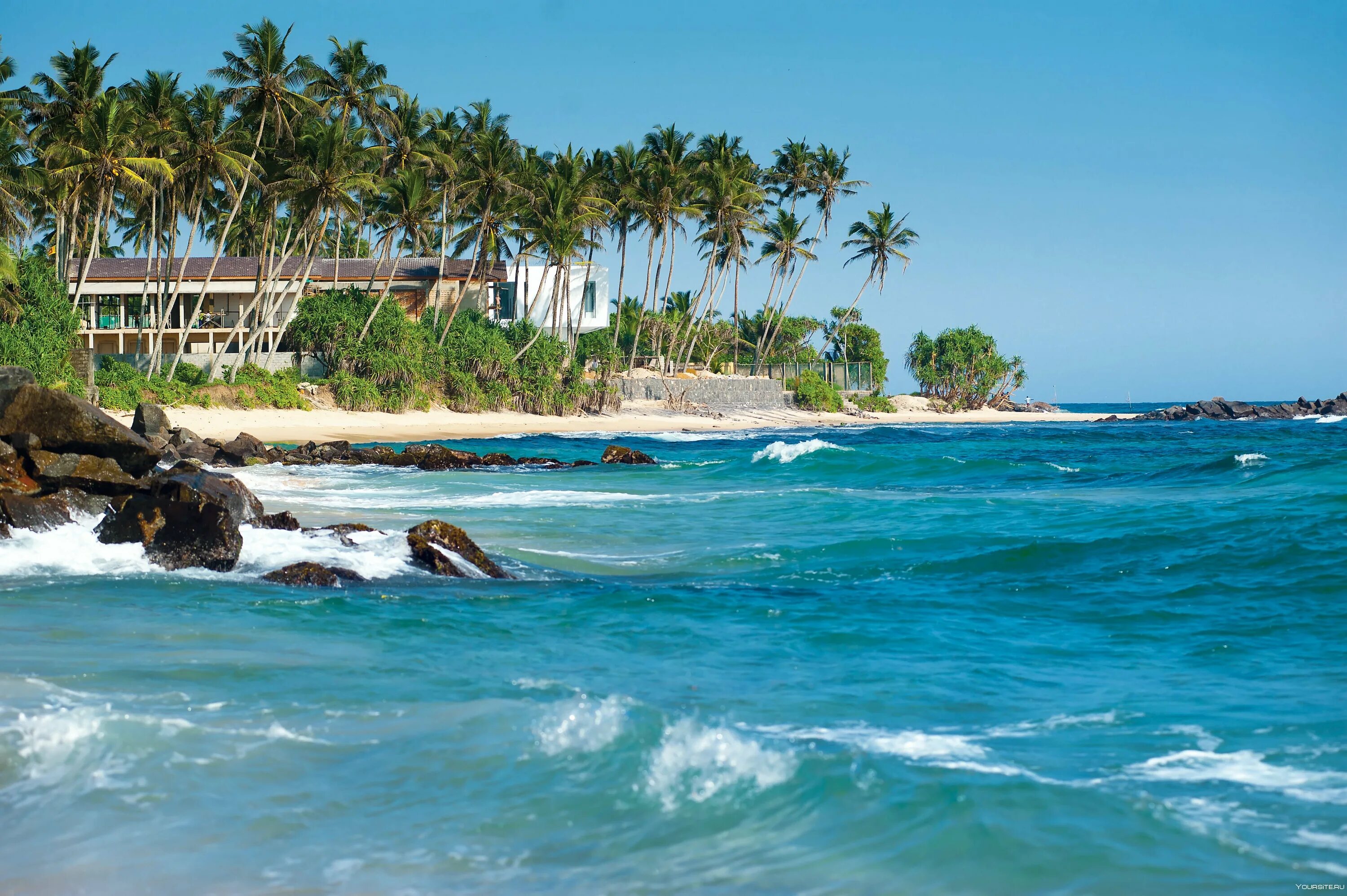 Шри ланку омывает какой. Остров Шри-Ланка в индийском океане. Остров Цейлон. Индийский океан Шри Ланка. Тангалле Шри Ланка.