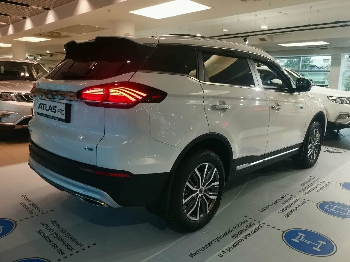 Geely Atlas 2022. Geely Atlas Pro Pro 2022. Geely Atlas Pro 2022 белый. Geely Atlas 4wd белый. Атлас про джили 2024 цена и комплектация