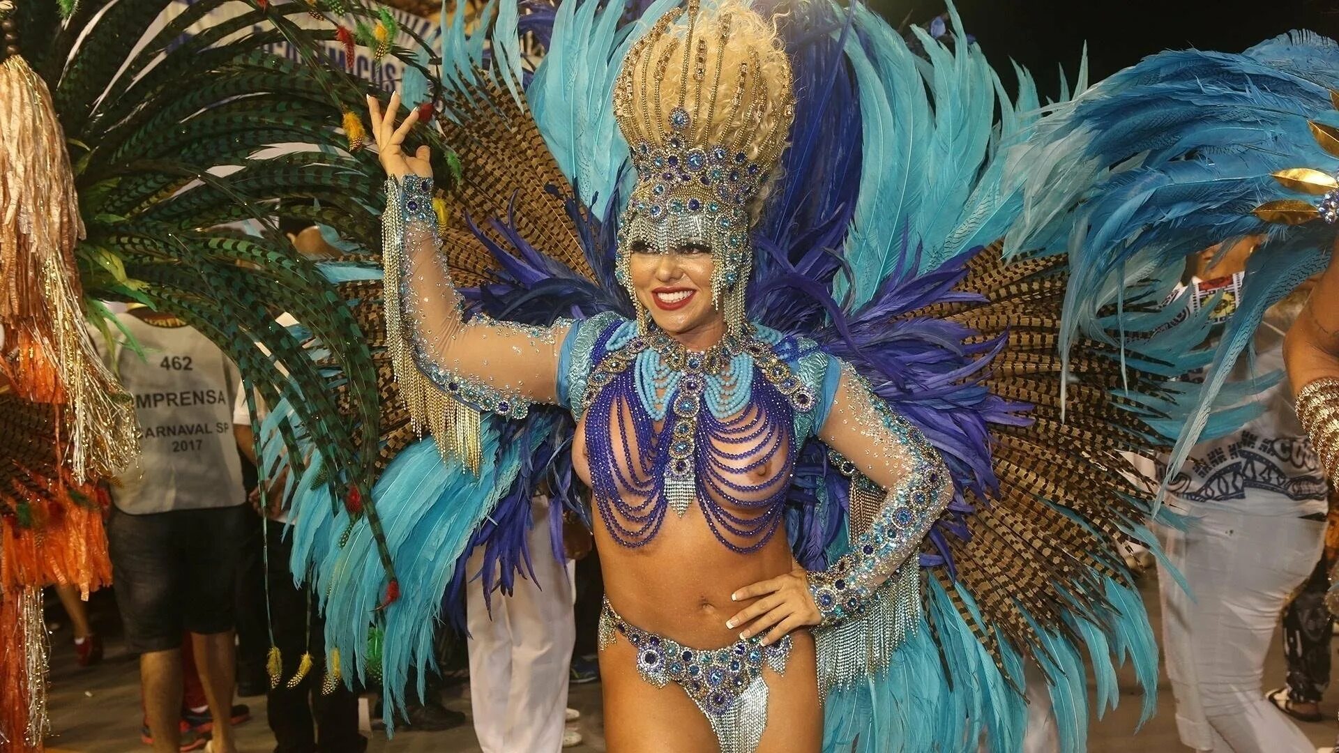 Андреа Мартинс Бразилия карнавал. Бразильский карнавал в Рио-де-Жанейро. Алей карнавал