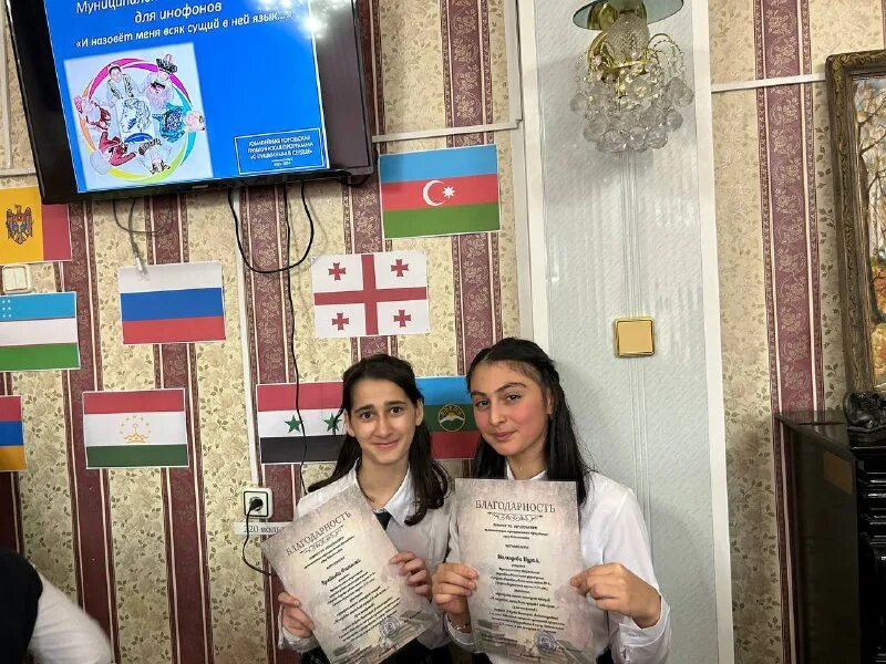 профессия поэт. слух обо мне пройдёт по всей руси великой. всяк сущий. пушкин и мордовский край. что значит притча во языцех.