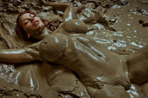 Slideshow mud nude.