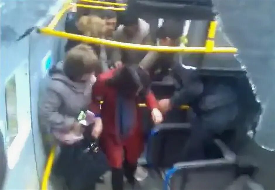 Электробус перевернулся москва. Электробус перевернулся москва
