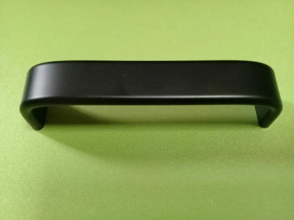 Ручка дверная пластиковая 120 мм t10. 04рс33г ручка с33 (мет + графит). Ручки пластиковые черные. Ручки пластиковые черные. Ручки для промышленного оборудования.