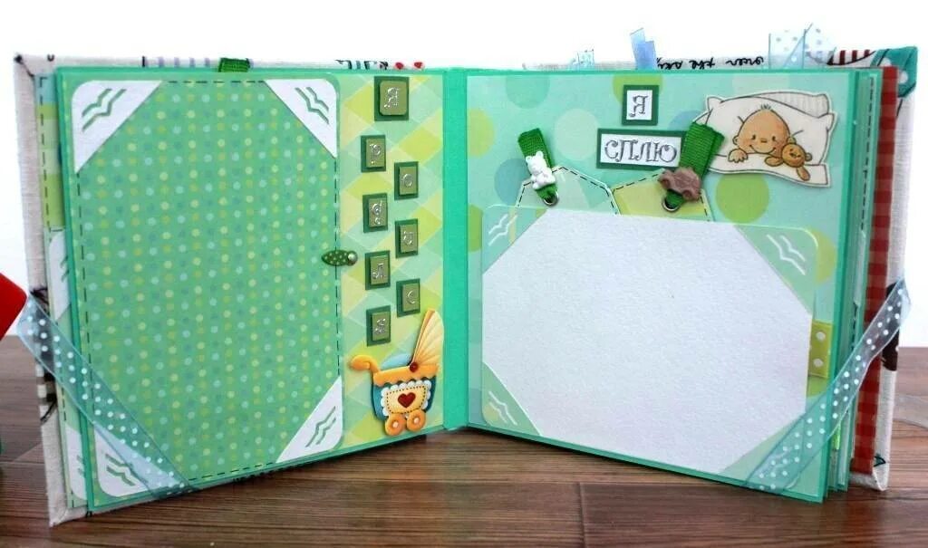 Необычный альбом для фотографий своими руками. Фотоальбом в детский сад своими руками. Оформить фотоальбом. Скрапбукинг фотоальбом. Альбомы для сада своими руками.