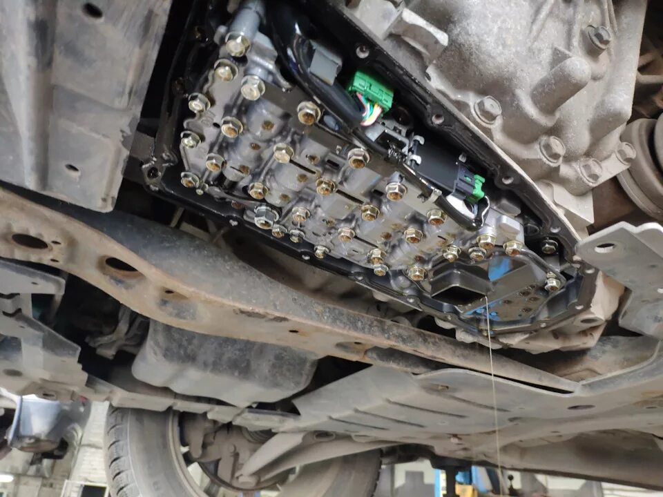 Как заменить масло в вариаторе митсубиси замена масла вариатора Mitsubishi Cedia, 1,8 л, 2002 года своими руками DRIVE2