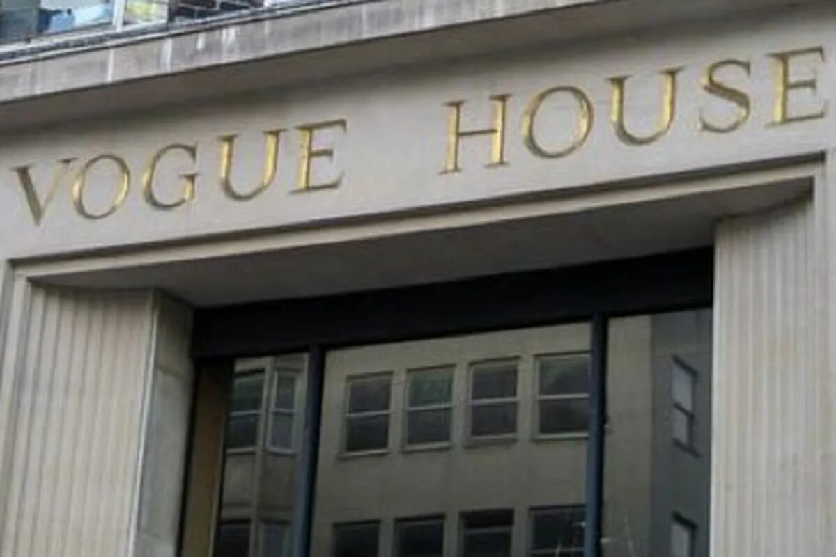 Vogue houses. Хаус оф мафия вог дом. Vogue house. Vogue house. Вог хаус.